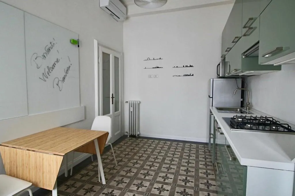 Apartman Lacaralele1 Milánó Olaszország